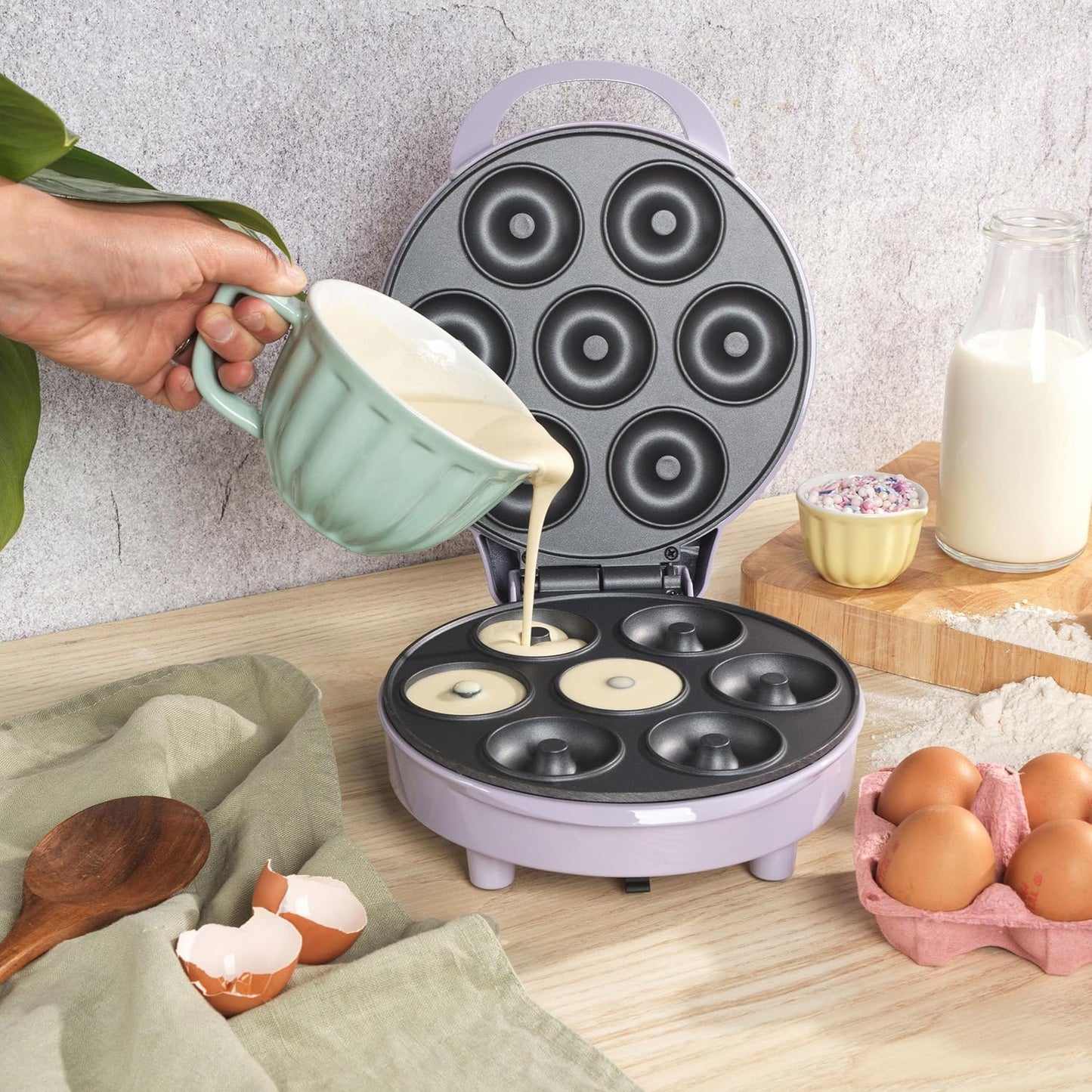 Giles & Posner Mini Doughnut Maker 1000W